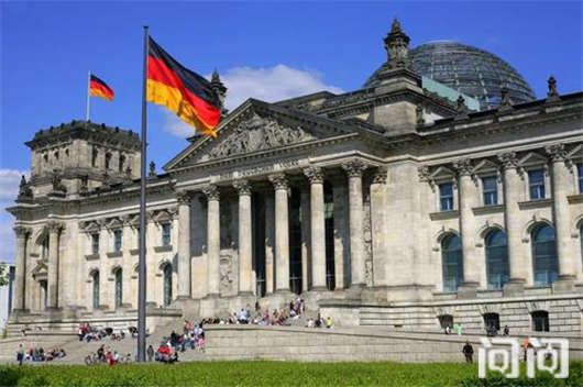 為何選擇德國移民? 為何選擇<a style='color:#268bd1;cursor:pointer;' href='/'>德國移民</a>?