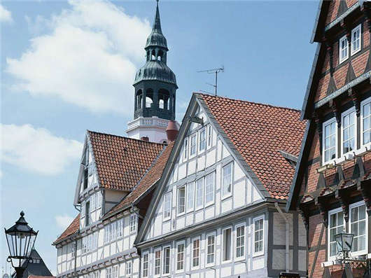 德國的“泡沫”房產(chǎn),<a style='color:#268bd1;cursor:pointer;' href='/tzym.html'>投資移民德國</a>劃算嗎? 德國的“泡沫”房產(chǎn),投資移民德國劃算嗎?