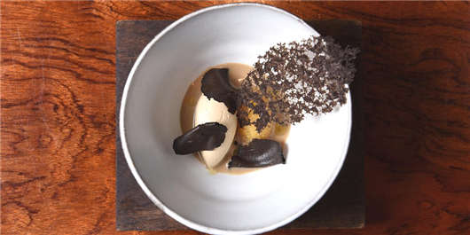 <a style='color:#268bd1;cursor:pointer;' href='/bolin.html'>德國柏林</a>街頭美食:路邊攤風(fēng)味十足 德國柏林街頭美食:路邊攤風(fēng)味十足