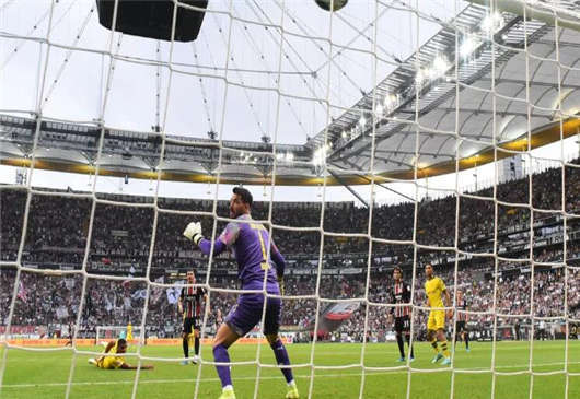 德國(guó)德甲:專(zhuān)注于第5天,馬塞爾·薩比策得分,阿米·哈里特得分 德國(guó)德甲:專(zhuān)注于第5天,馬塞爾·薩比策得分,阿米·哈里特得分