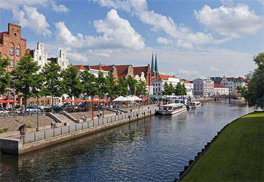 德國(guó)“新政”,移民優(yōu)勢(shì)強(qiáng)大,您不可錯(cuò)過 德國(guó)“新政”,移民優(yōu)勢(shì)強(qiáng)大,您不可錯(cuò)過