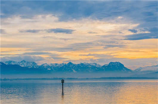 看看德國(guó)市場(chǎng)的分析吧! 看看德國(guó)市場(chǎng)的分析吧!