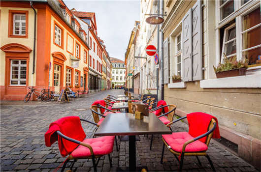 移民<a style='color:#268bd1;cursor:pointer;' href='/mshh.html'>德國生活</a>,小龍蝦的風味享不停! 移民德國生活,小龍蝦的風味享不停!